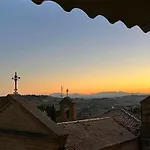 Red House Guest house Potenza Picena