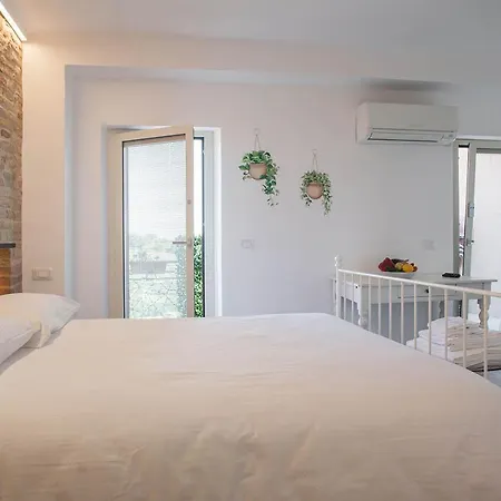 Red House Pensión Potenza Picena