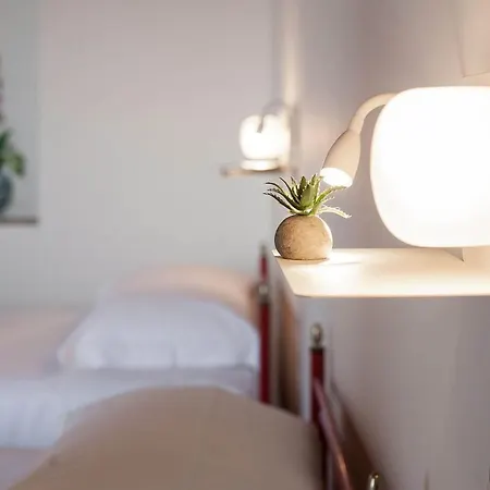 Red House 4* Potenza Picena