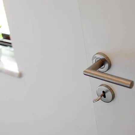 Red House 4* Potenza Picena