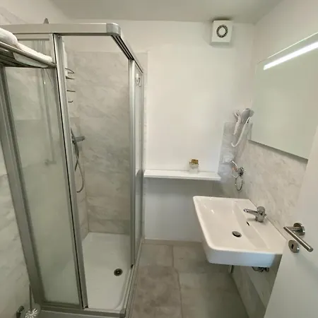 Red House 포텐차 피체나