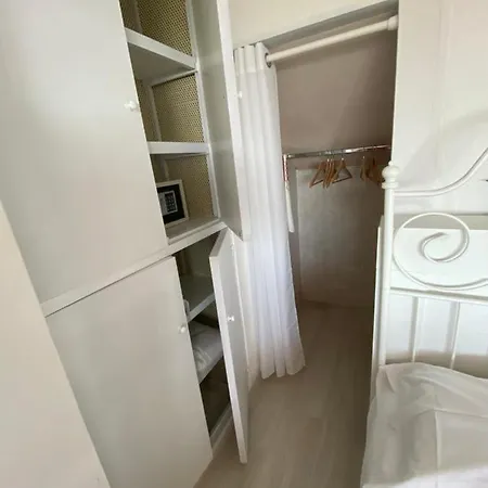 Red House Pensión Potenza Picena