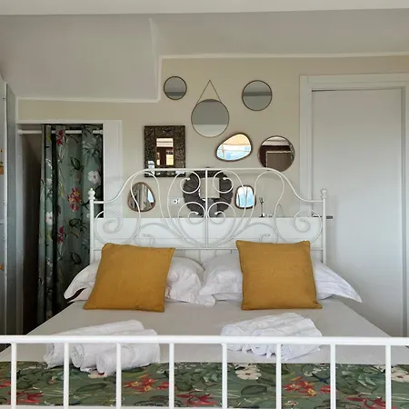 بيت ضيافة Red House 4*