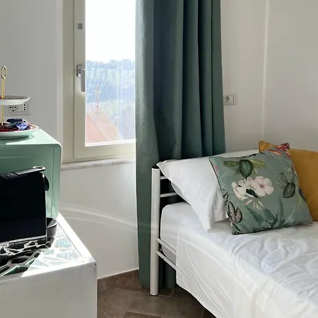 Red House بيت ضيافة