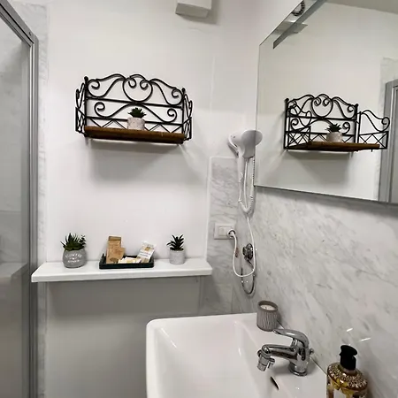 Red House 4* بوتنزا بيسينا