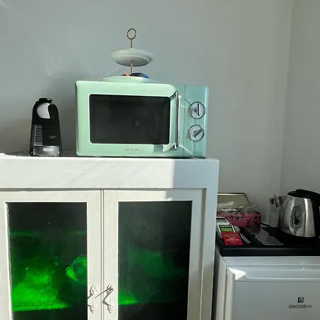 بيت ضيافة Red House بوتنزا بيسينا
